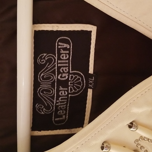 Cream Soft Leather Fringed Western   Jacket Studs - Picture 3 of 13